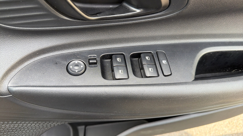 Hyundai i20 1.0T GDi Advance 5dr Petrol Hatchback